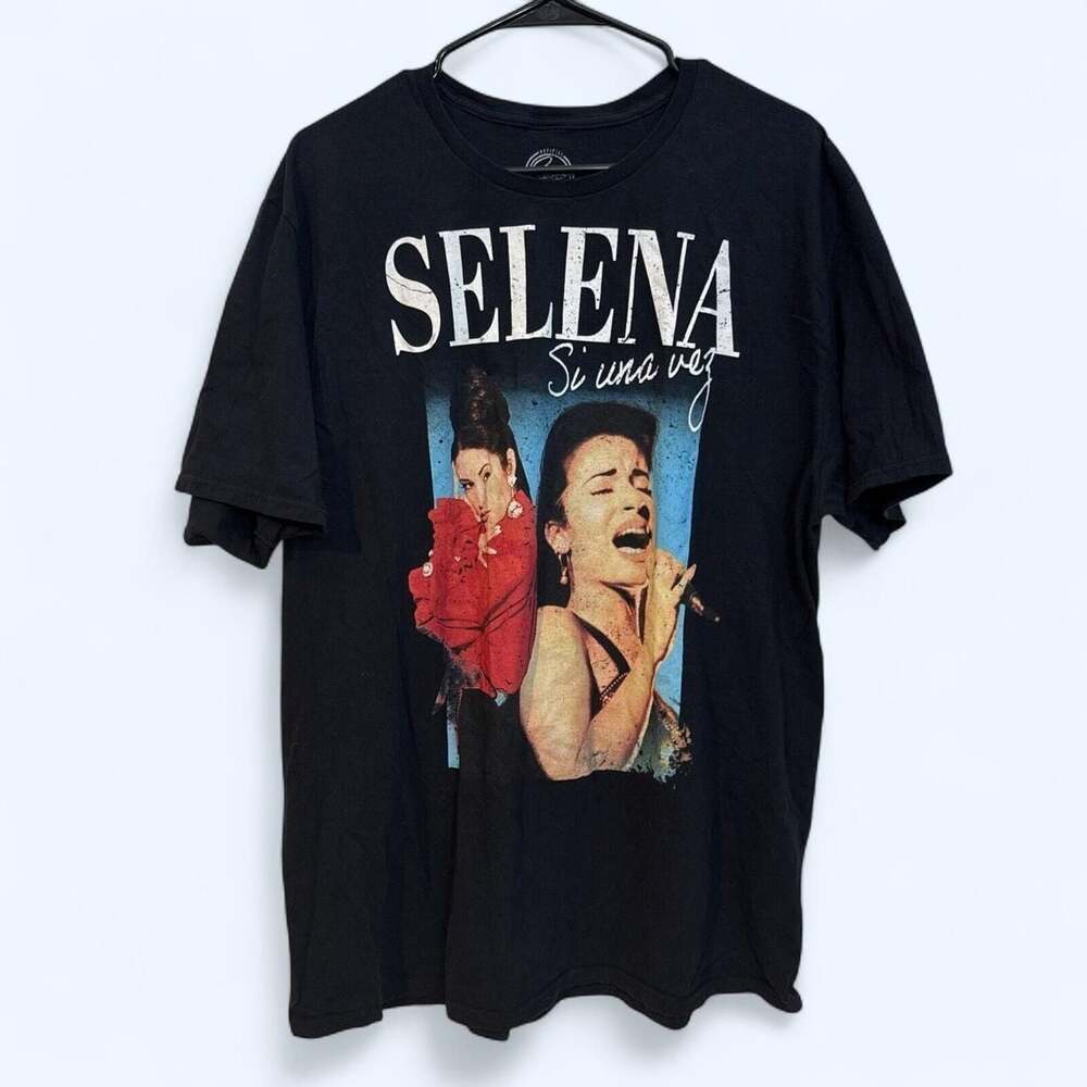 Selena Si Una Vez Official Merchandise Graphic T-Shirt